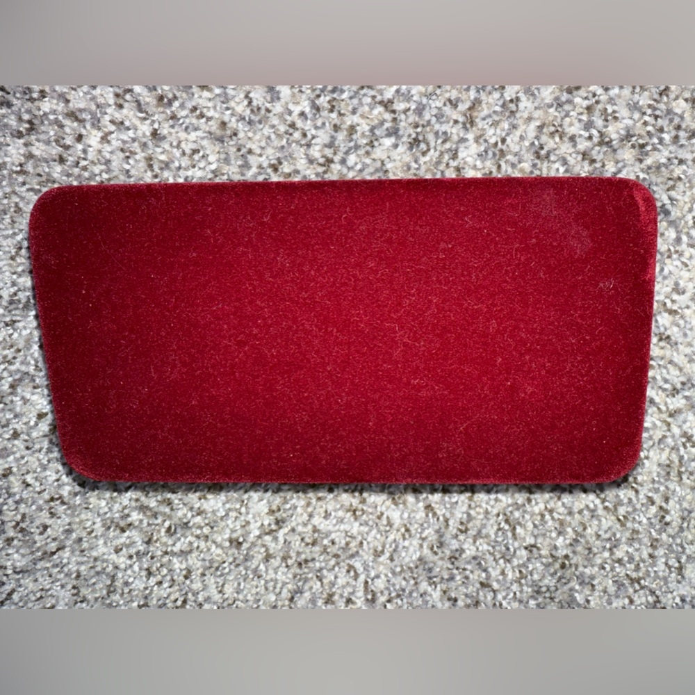 Vintage red jewelry box - Picture 3 of 9